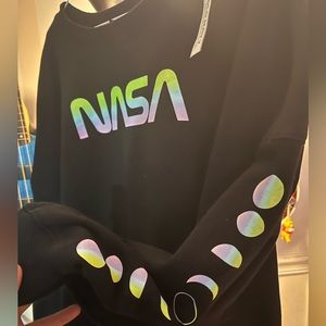 NWT Cropped Old Navy NASA PullOver 🌙